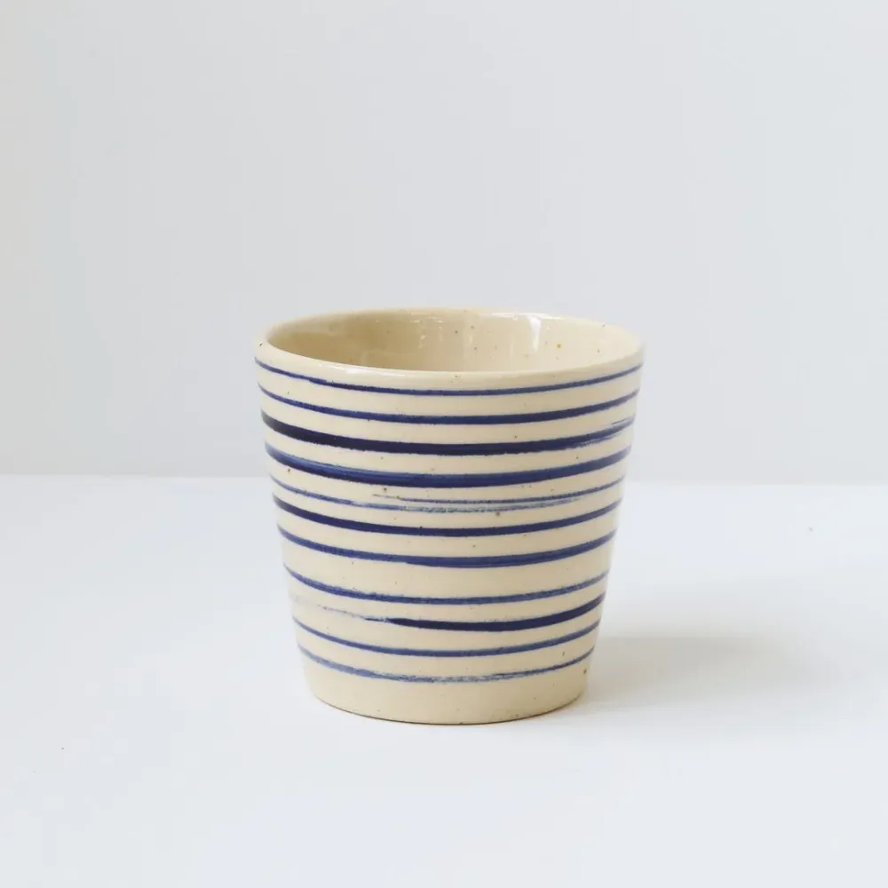 Ø-kop fra Bornholms Keramikfabrik, Blue Pinstripe