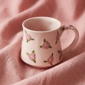 Krus med prægede Kirsebærblomster - 320 ml