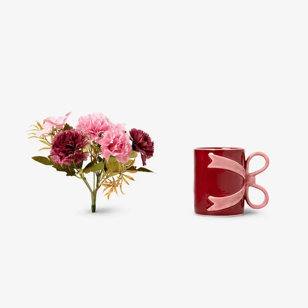 Krus med sløjfehank og kunstige blomster - 400 ml