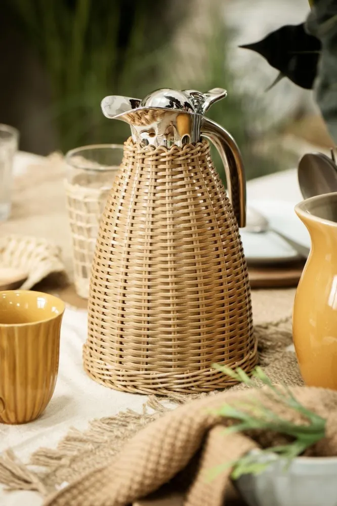 Ib Laursen - Termokande brun polyrattan håndflettet 1,5 ltr - Polyrattan, Rustfrit stål, Plastik - 1619-14