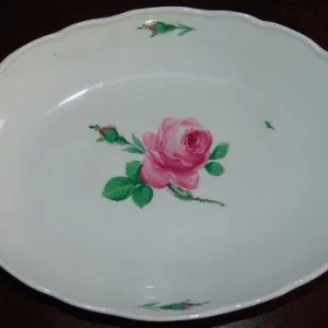 Meissen Porcelæn Stor Oval Skål med Rose Design