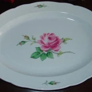 Meissen Porcelæn Stort Servingsfad med Rose Design