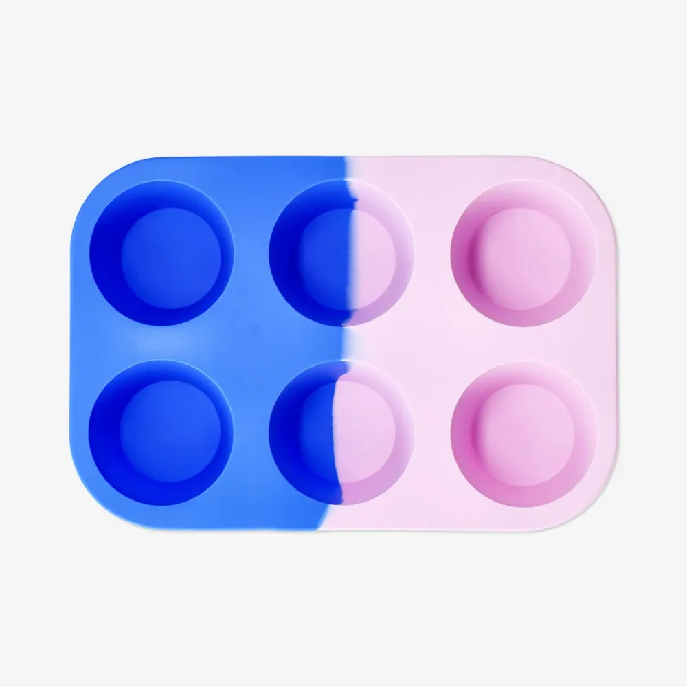 Pink og blå muffinsbakke i silikone