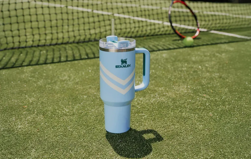 Quencher FlowState Tumbler termoflaske, 0,89L - Cornflower