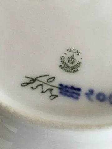 Royal Copenhagen Blå Blomst Kantet Frokosttallerken No. 8550