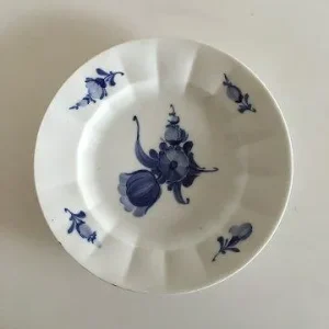 Royal Copenhagen Blå Blomst Kantet Middagstallerken No. 8549