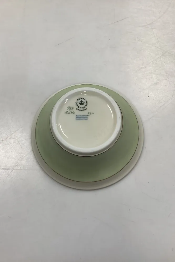 Royal Copenhagen Dagmar Serveringskål No. 2640