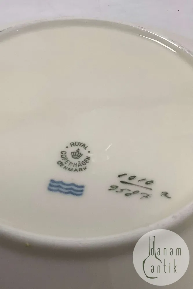 Royal Copenhagen Fensmark Dybtallerken No 9587