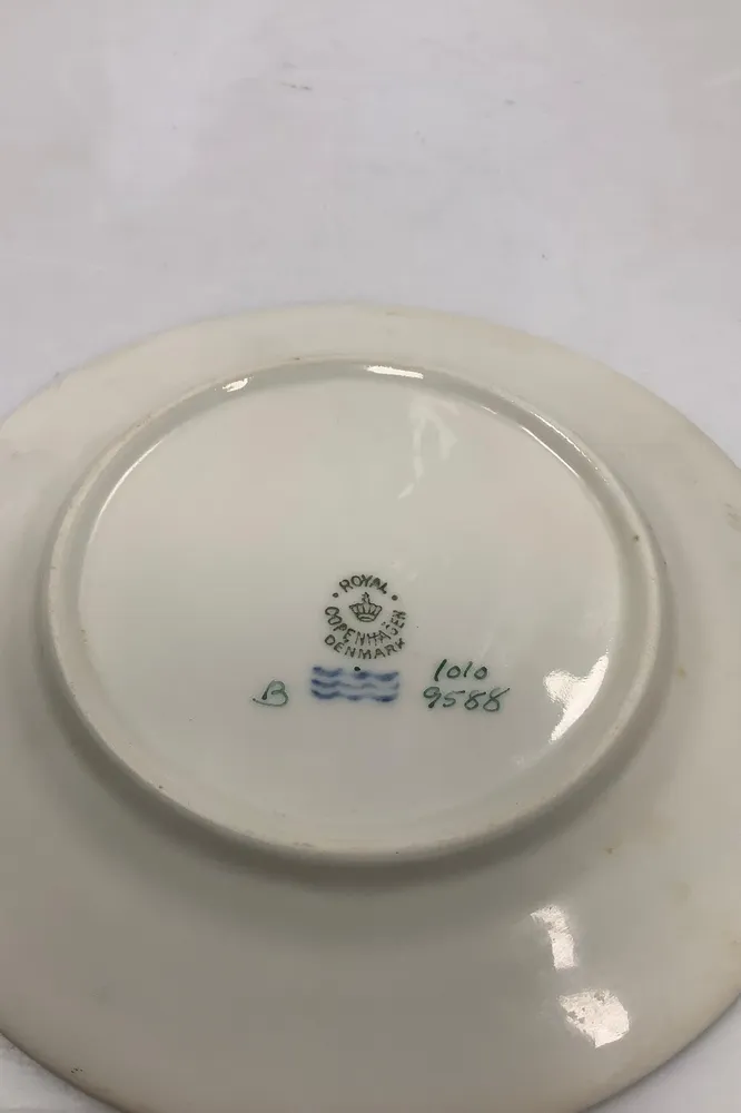 Royal Copenhagen Fensmark Kagetallerken No 9588