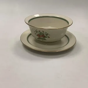 Royal Copenhagen Fensmark Sovseskål med Påsat Underfad No. 9580