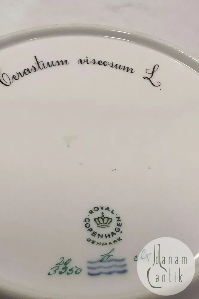 Royal Copenhagen Flora Danica Frokosttallerken No 20/3550