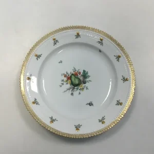 Royal Copenhagen Flora Danica Juliane Marie Frokosttallerken No 17/3550
