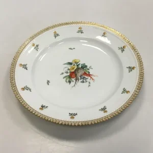 Royal Copenhagen Flora Danica Juliane Marie Frokosttallerken No 17/3550