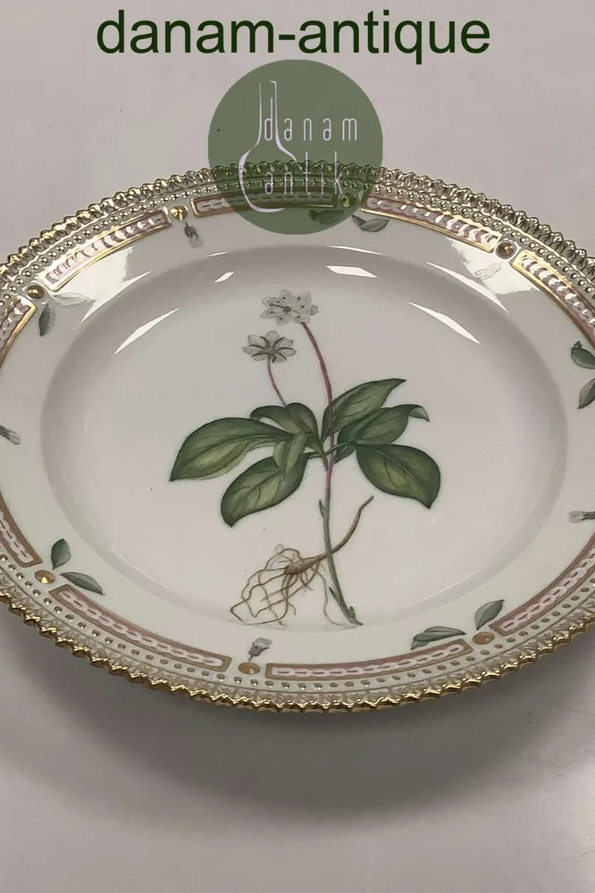 Royal Copenhagen Flora Danica Salat Tallerken No 20/3573