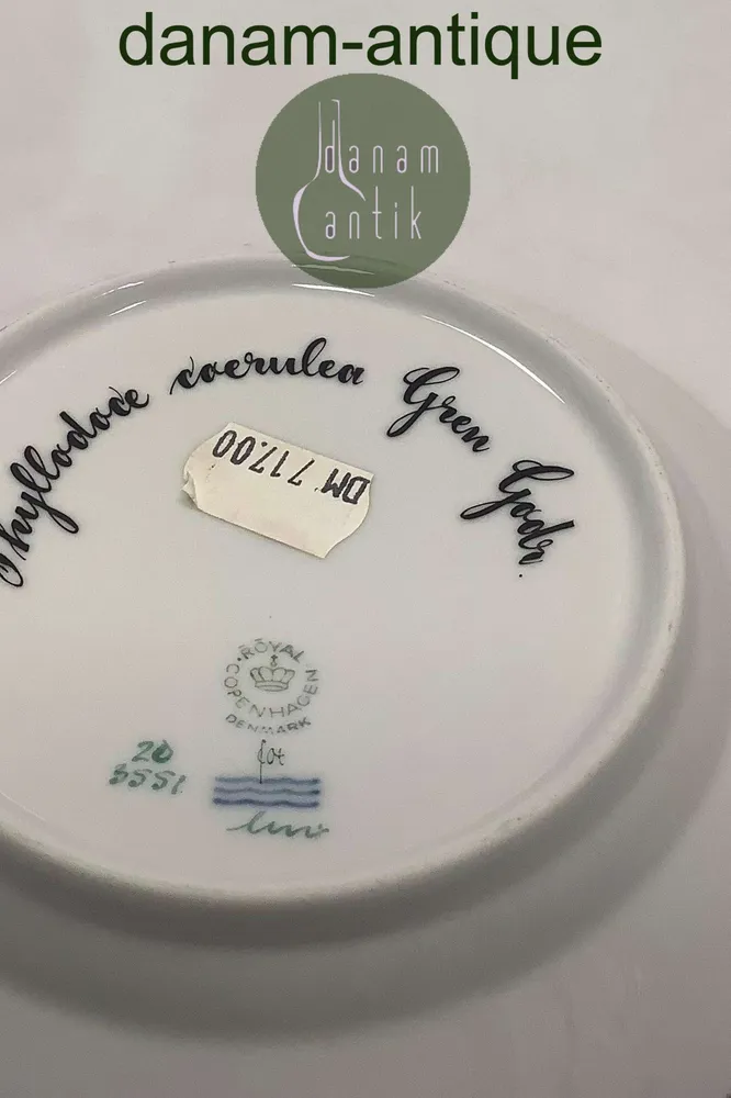 Royal Copenhagen Flora Danica Salat Tallerken No 20 / 3573