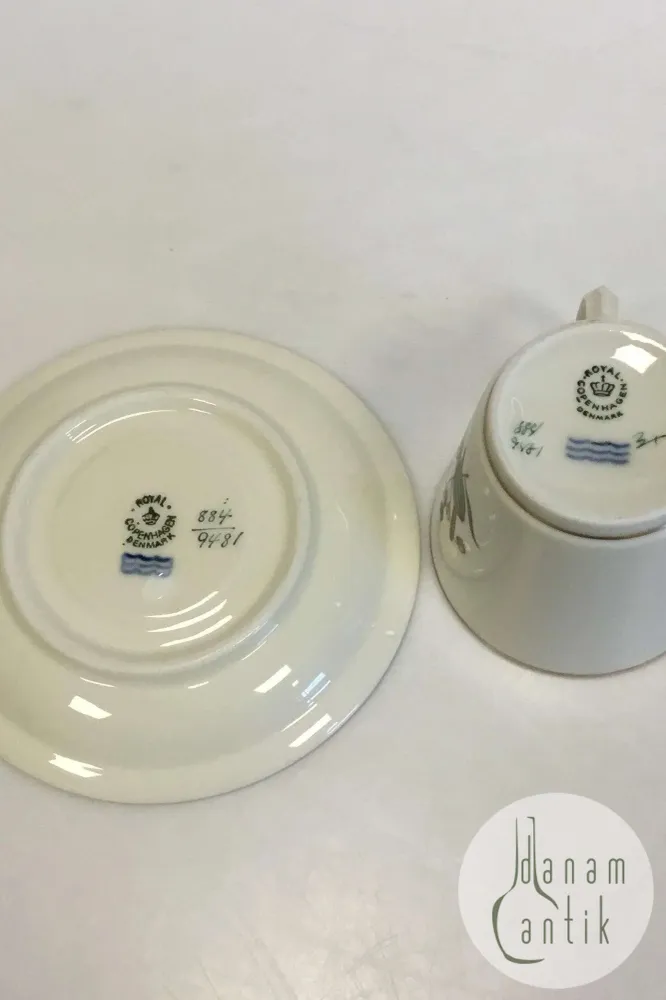 Royal Copenhagen Hjertegræs Kaffekop No 884/9481