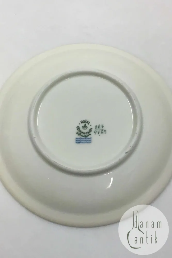 Royal Copenhagen Hjertegræs Kagetallerken No 884/9483
