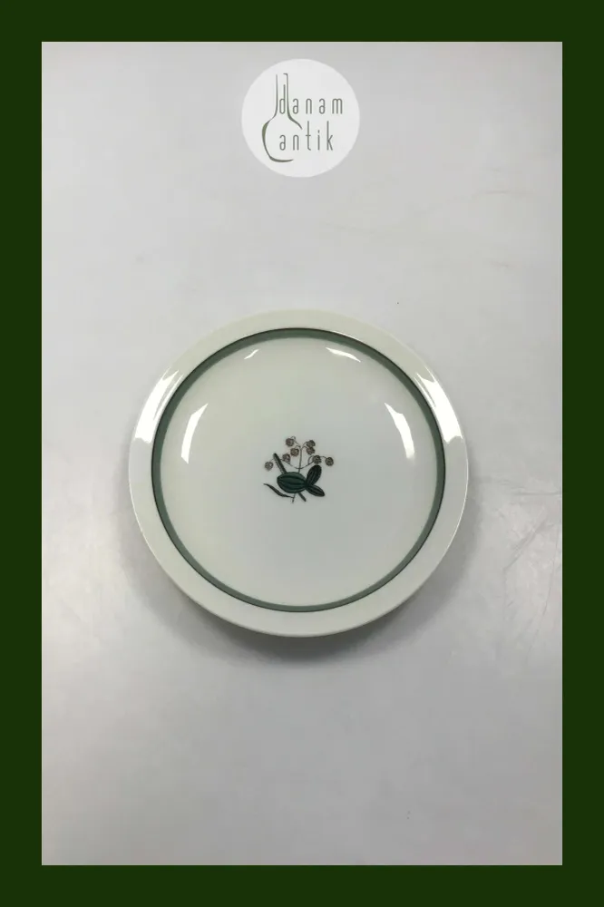 Royal Copenhagen Hjertegræs Kagetallerken No 884/9483