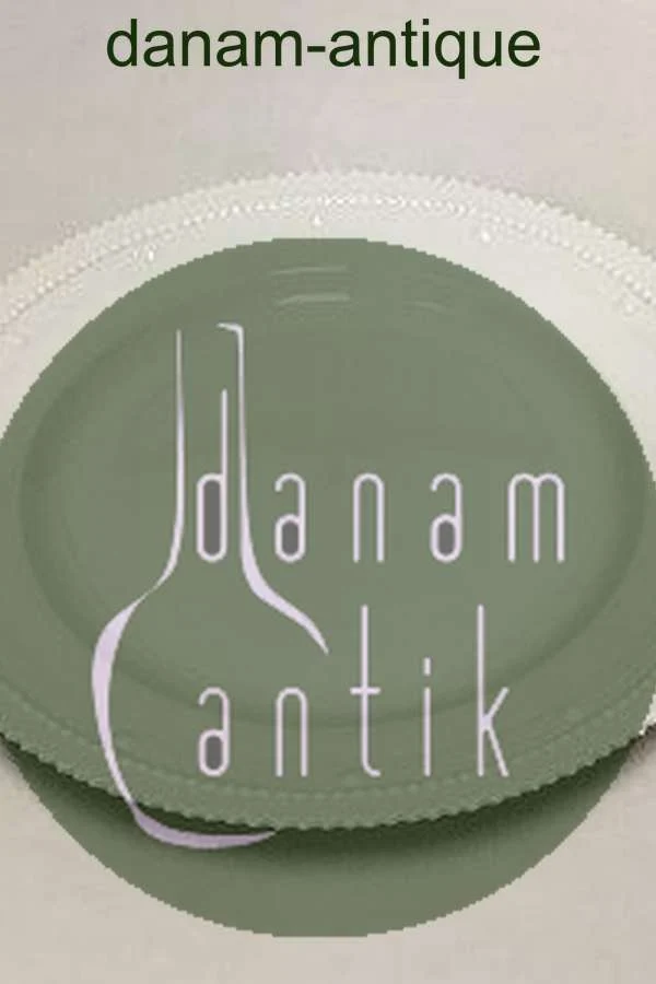 Royal Copenhagen Hvid Flora Danica Perlestel Frokosttallerken No 3550