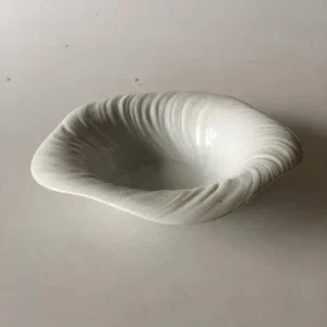 Royal Copenhagen Hvid Konkylie Dyb Morgenmadsskål No. 14173 (604)