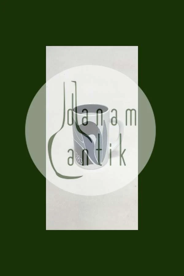 Royal Copenhagen Lille Årskrus 1983
