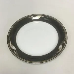 Royal Copenhagen Magnolia Sort Spisetallerken no 627