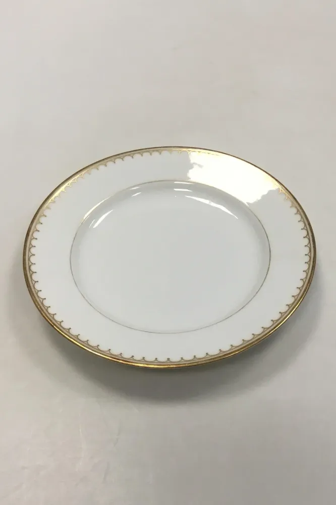 Royal Copenhagen Menuet Kagetallerken No 9053