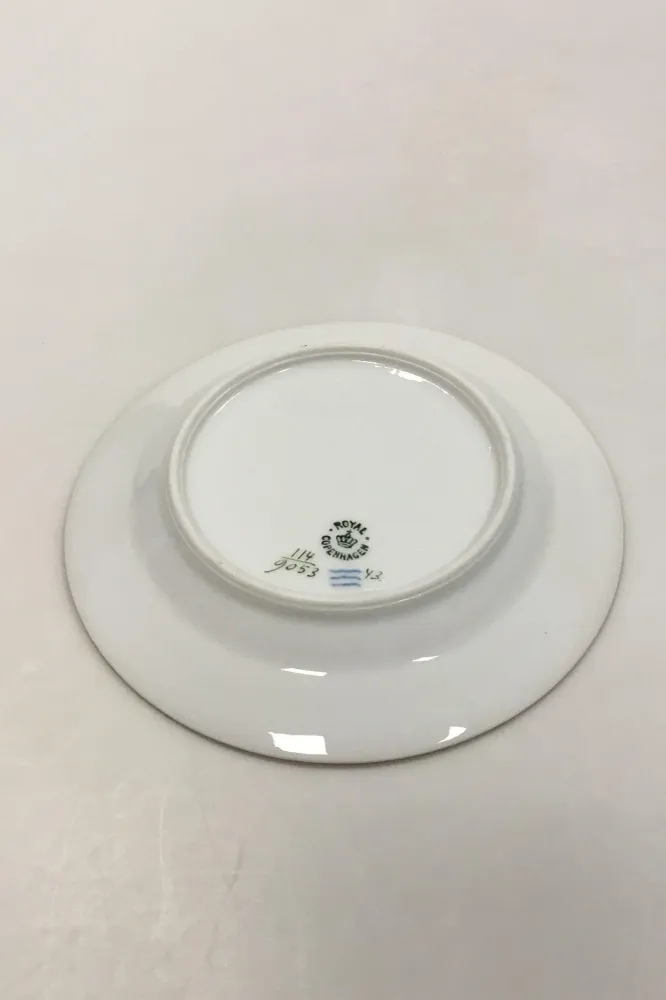 Royal Copenhagen Menuet Kagetallerken No 9053