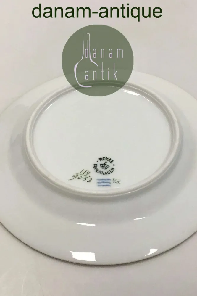 Royal Copenhagen Menuet Kagetallerken No 9053