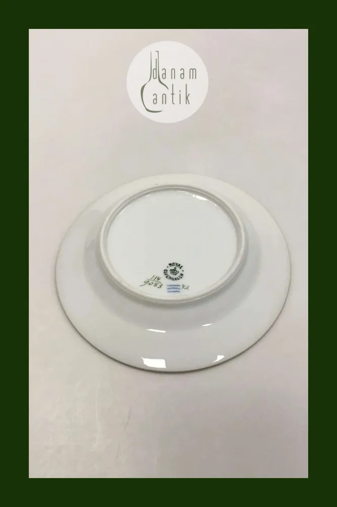 Royal Copenhagen Menuet Kagetallerken No 9053