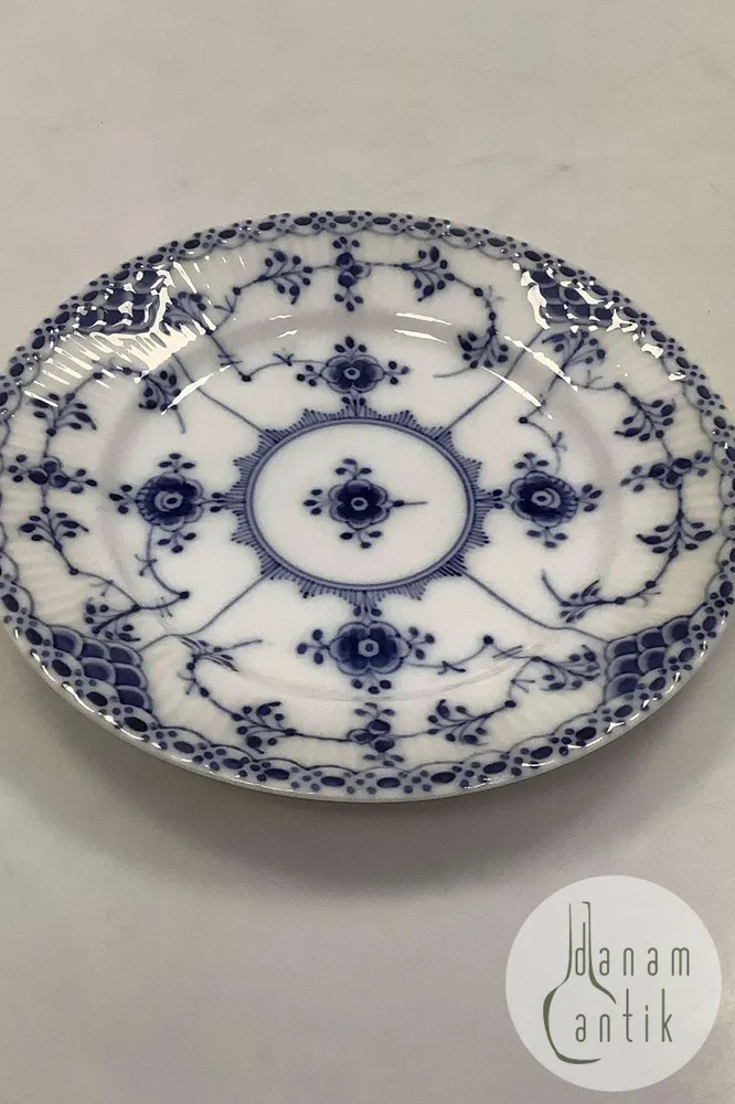 Royal Copenhagen Musselmalet Halvblonde Tallerken No. 575