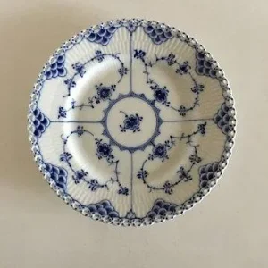 Royal Copenhagen Musselmalet Helblonde Sidetallerken No 1087
