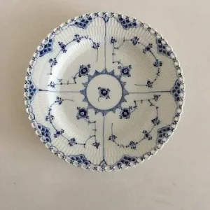 Royal Copenhagen Musselmalet Helblonde Spisetallerken No. 1084