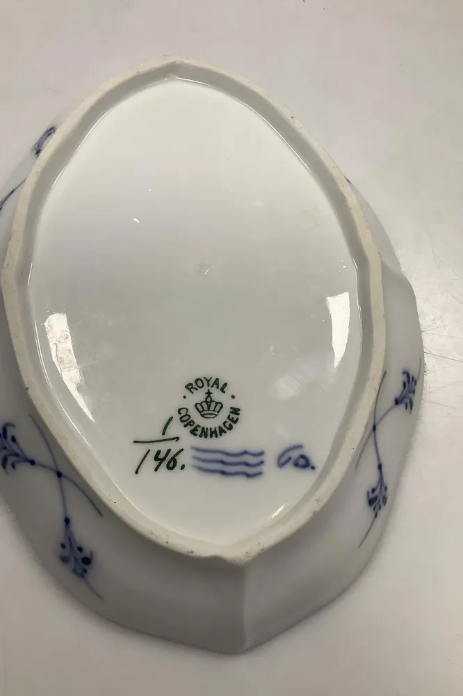 Royal Copenhagen Musselmalet Riflet Lille Assiet med guld No 146