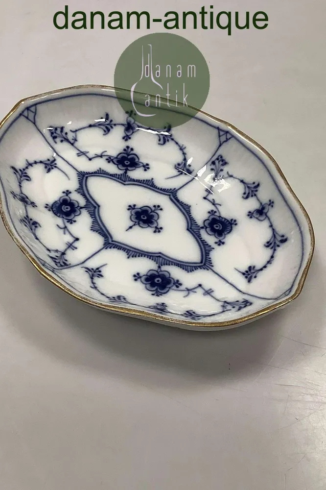 Royal Copenhagen Musselmalet Riflet Lille Assiet med guld No 146
