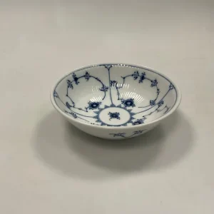 Royal Copenhagen Musselmalet riflet Morgenskål No. 2045
