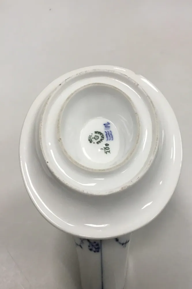 Royal Copenhagen Musselmalet Riflet Saucekande med Underskål No 200
