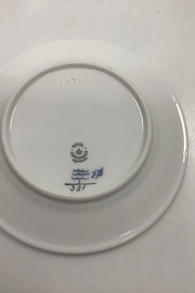 Royal Copenhagen Musselmalet Riflet Tallerken No 331 fra Søværnet