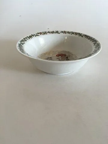 Royal Copenhagen Nisse Julestel Skål No 4/14198