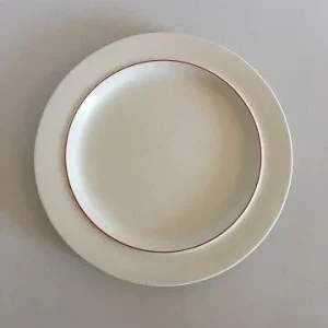Royal Copenhagen Rødtop/Rødkant Spisetallerken No 3069