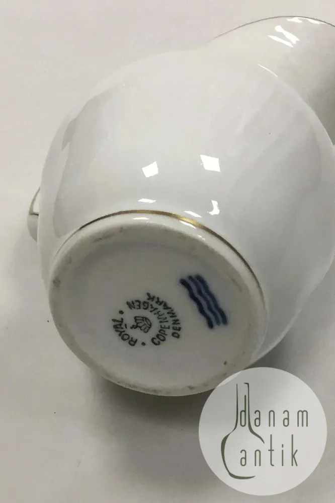 Royal Copenhagen Sirius (Stel No 21) Flødekande