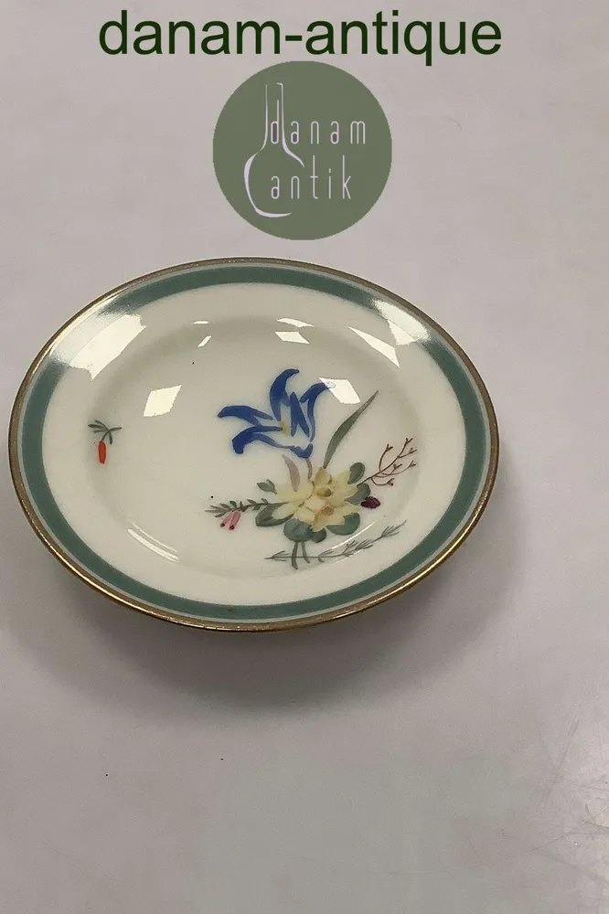 Royal Copenhagen Stauder Kaviar Skål No 9111