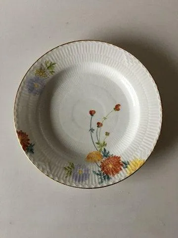 Royal Copenhagen Stel No 93 Asters Hvid Halvblonde m. Blomster og Guldkant Middagstallerken