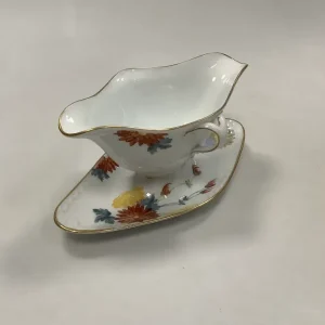 Royal Copenhagen Stel No 93 Hvid Halvblonde m. Blomster og Guldkant Sovseskål