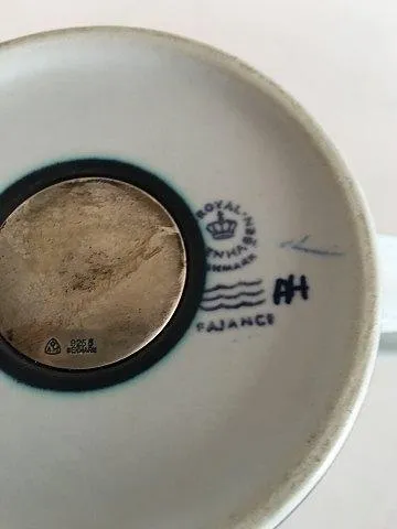 Royal Copenhagen Stort Årskrus 1974