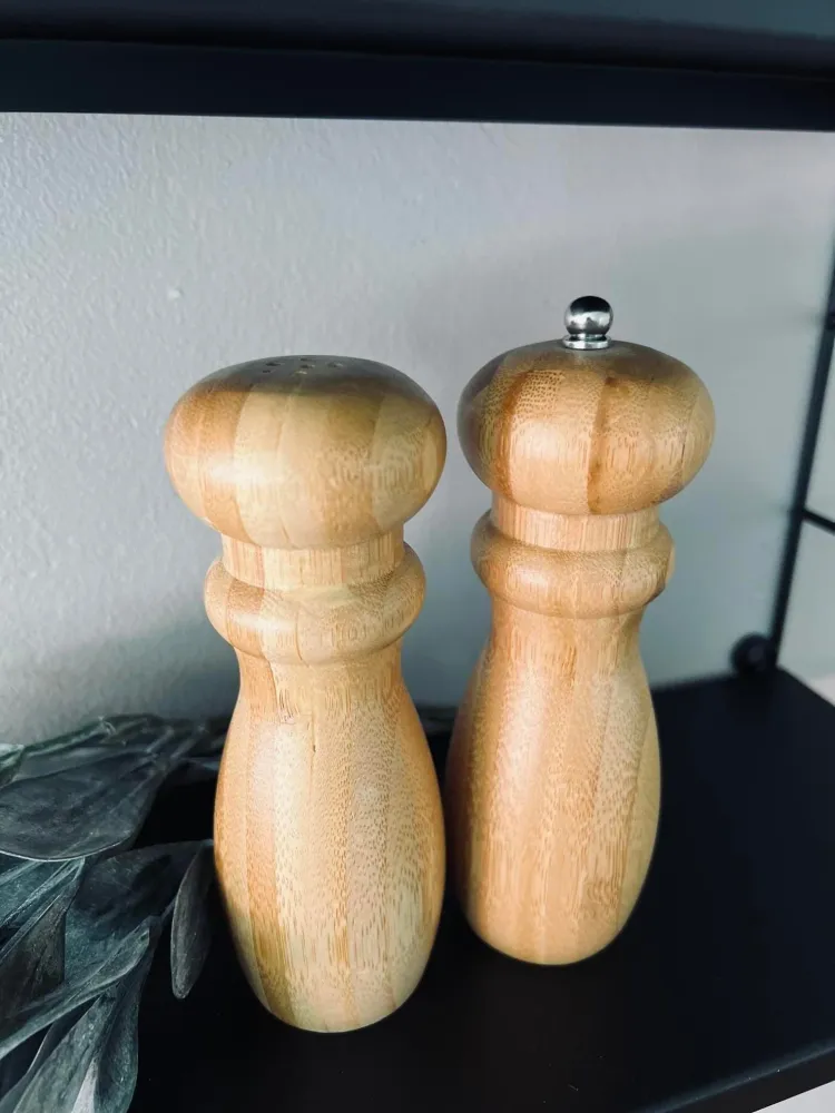 Salt og peberkværn - Wood