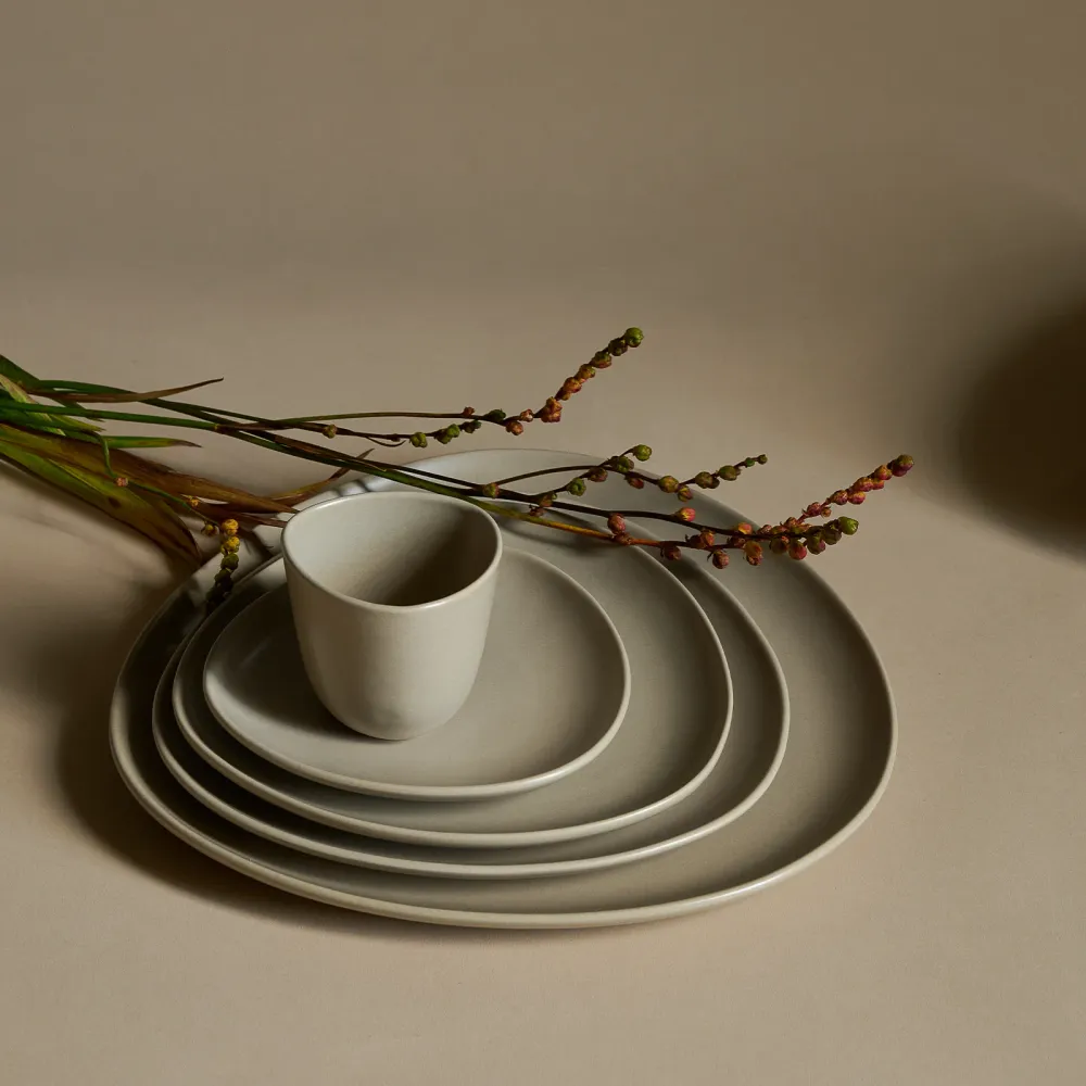 Signature Plate, Dish - Soft sand