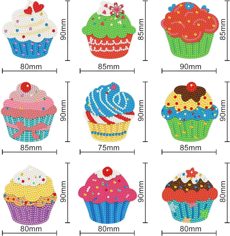 9 stk festlige ophæng med skønne cupcakes
