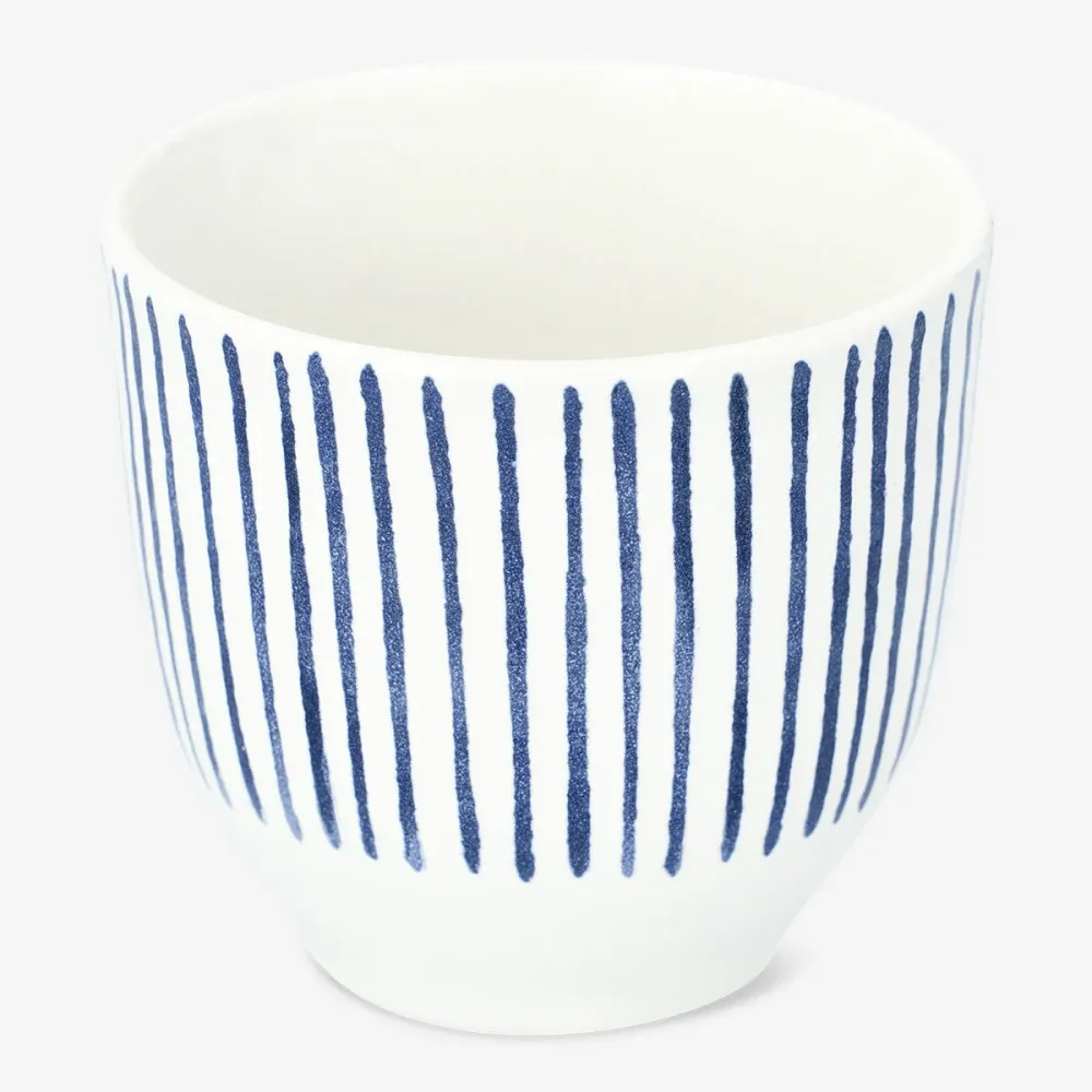 Stribet krus. 330 ml