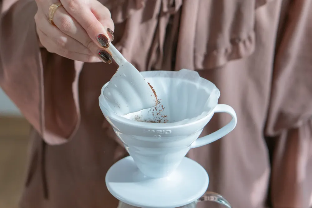 V60 Plastic 02 Dripper - Hvid